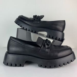 Vaneli Women’s black Nappa leather Zefiro Lug Sole loafers Size 8.5 shoes